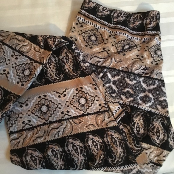 Ultra Flirt Pants - ULTRA FLIRT LEGGINGS. SOFT SOFT.  PET/SMOKE FREE