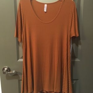 BNWT LLR Medium Burnt Orange Perfect Tee