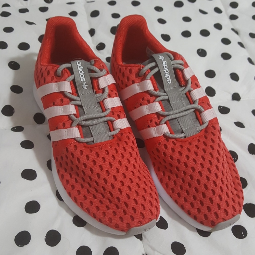 ADIDAS • sneakers