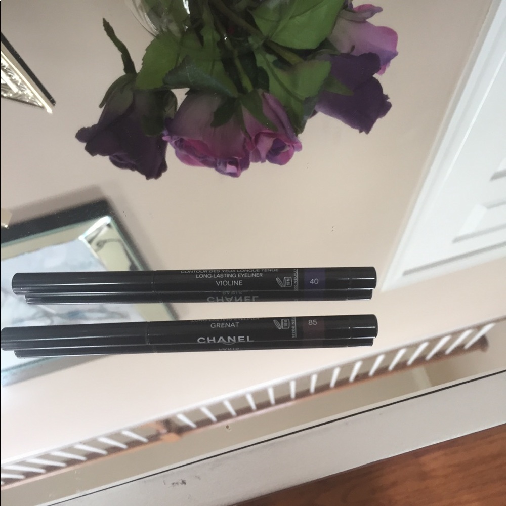 CHANEL eyeliner, 2. 80-90% left.