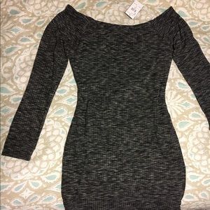 Fashion nova off the shoulders dress