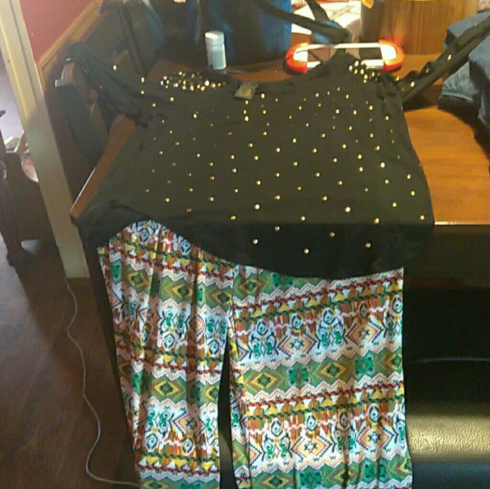 Grace tunic top L and pallozo pants one size