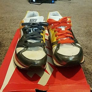 Size 8.5 womens nike air stab