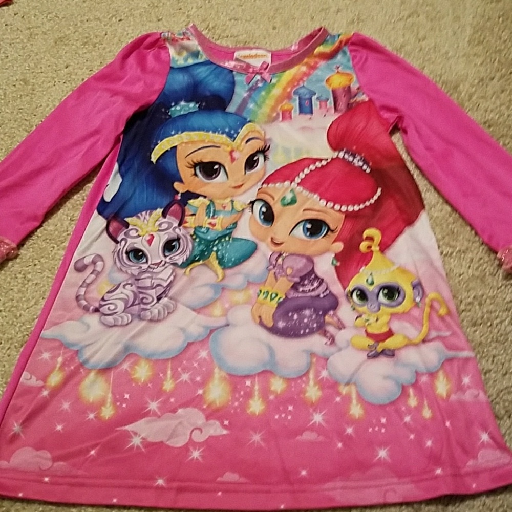Shimmer and Shine girls nightgown