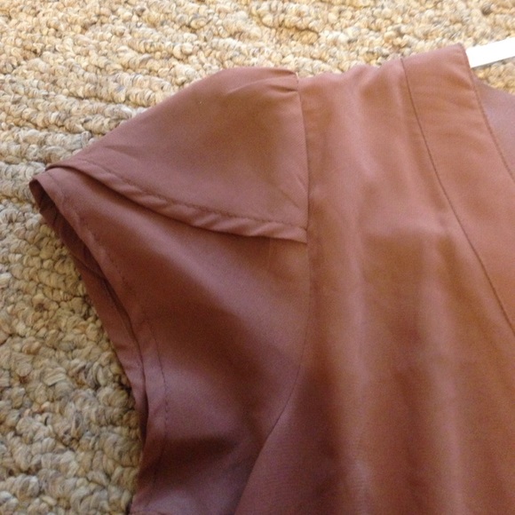 Brown dress - Picture 3 of 3