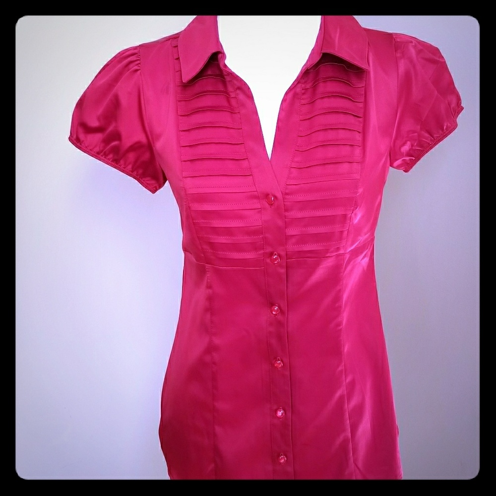Red Button Down Blouse NWT Medium