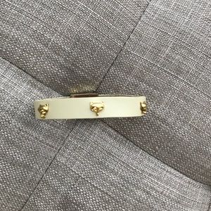 Fox leather bracelet with magnetic closure