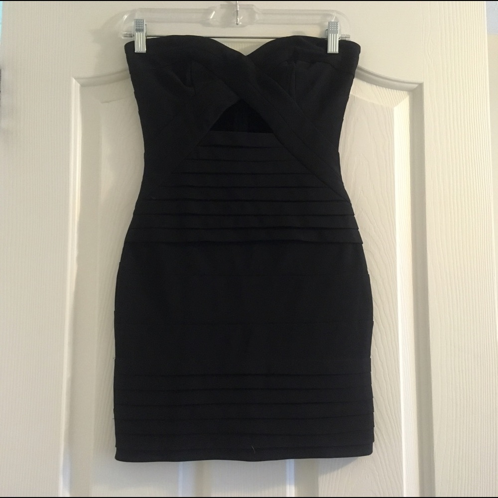 Tobi Strapless Bodycon Dress