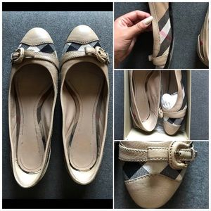 Burberry Flats size 40