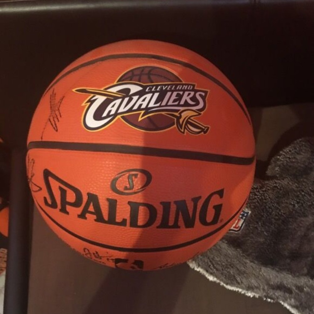 Cavs signed basketball