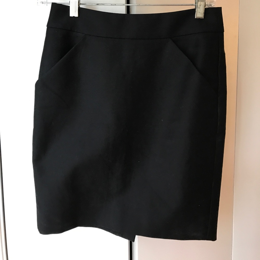 Black pencil skirt