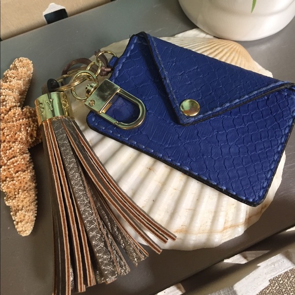 Keychain ID - Picture 4 of 4