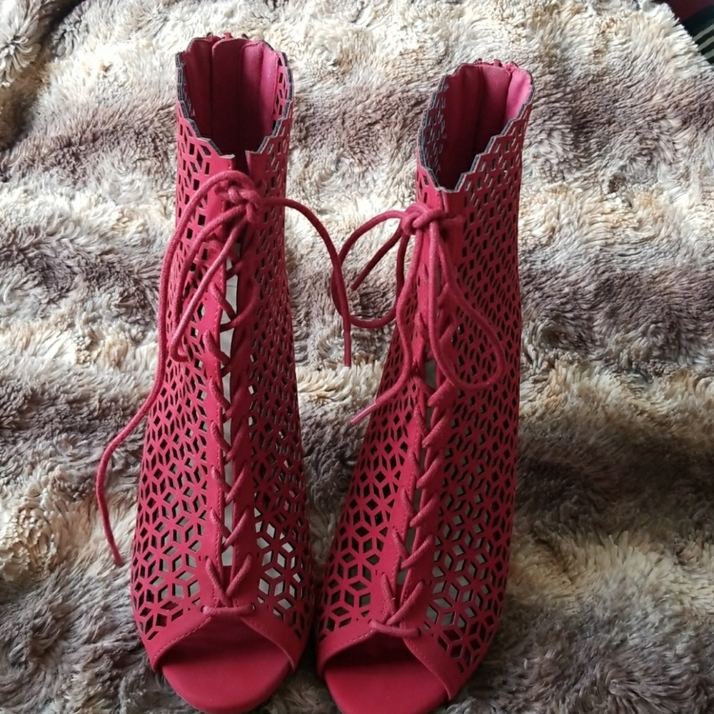 Red high heels boot