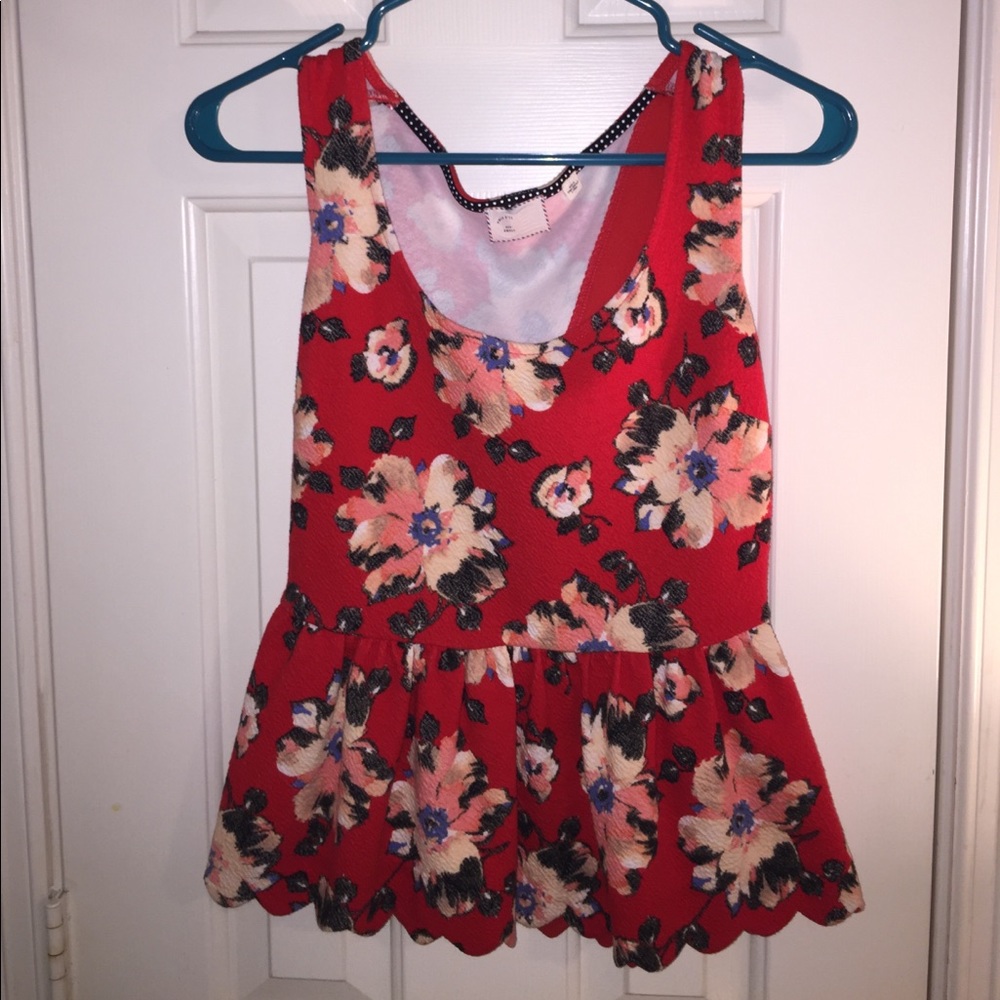 9-HI5 STCL red blouse