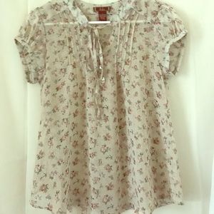 Vintage floral Blouse