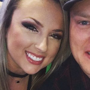 Meet your Posher, Raechel