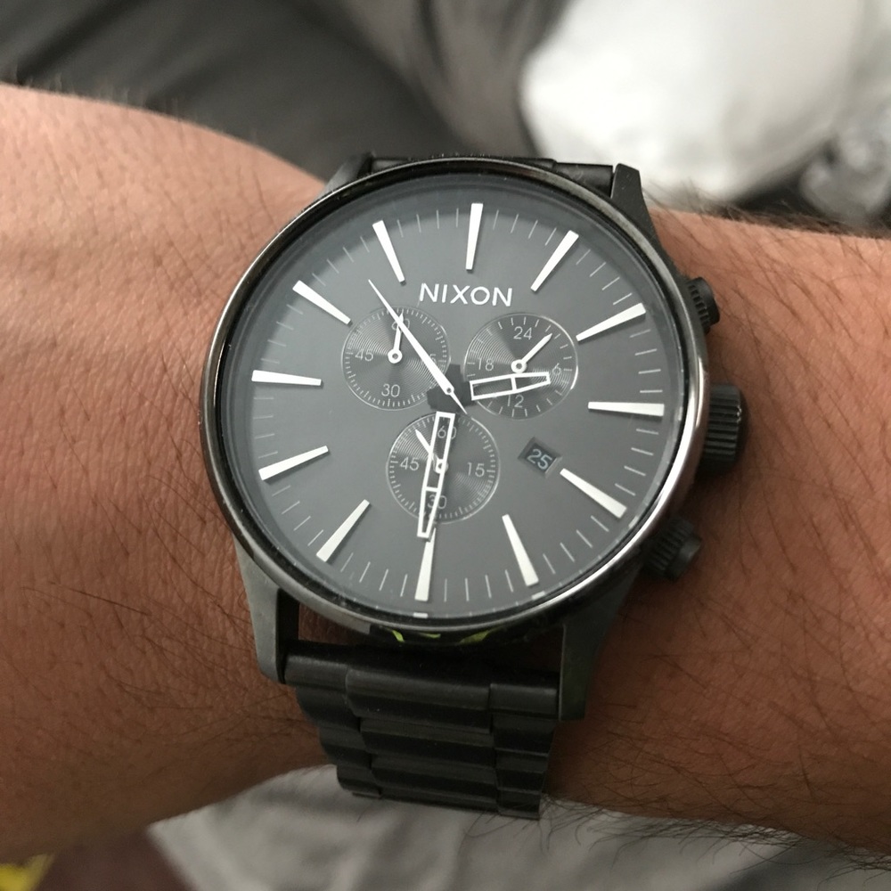 Nixon watch - Picture 2 of 4