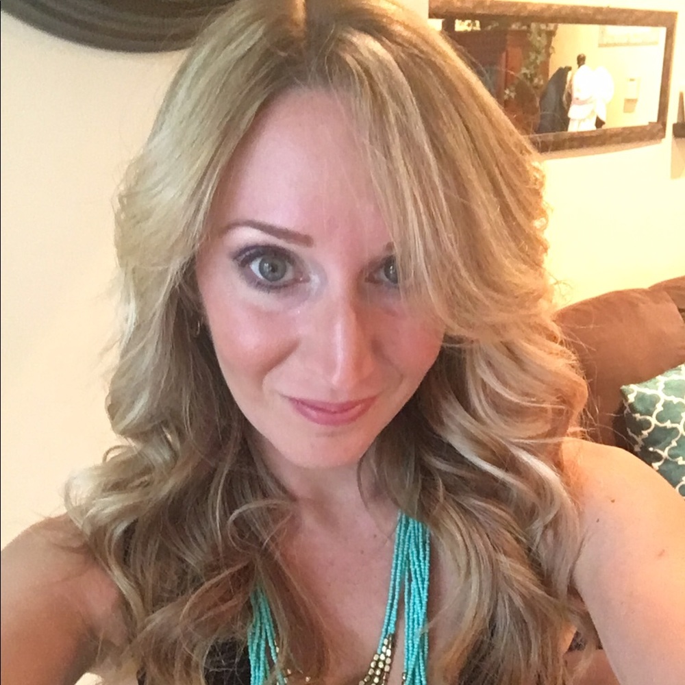 Meet your Posher, Amanda