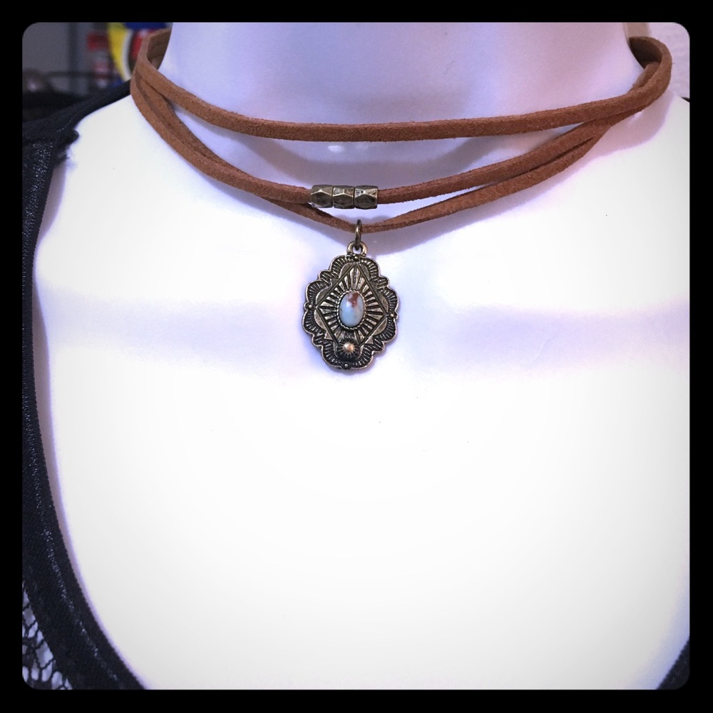 Choker necklace #899