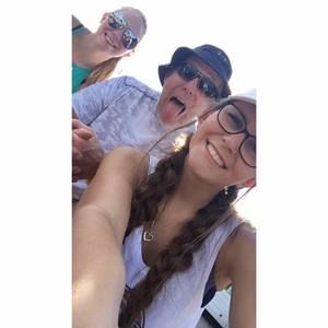 Meet your Posher, Victoria