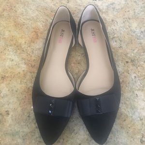 Black flats. Size 7.5.