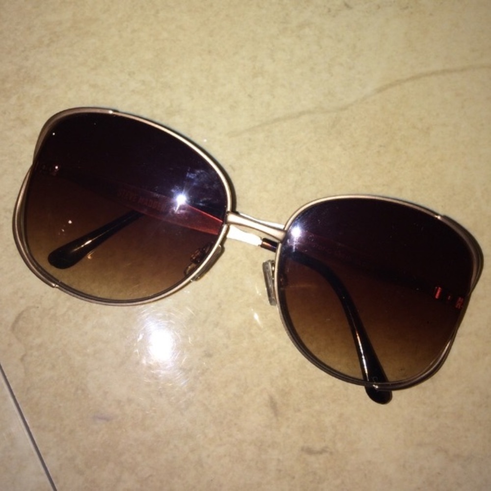 Steve Madden Sunglasses