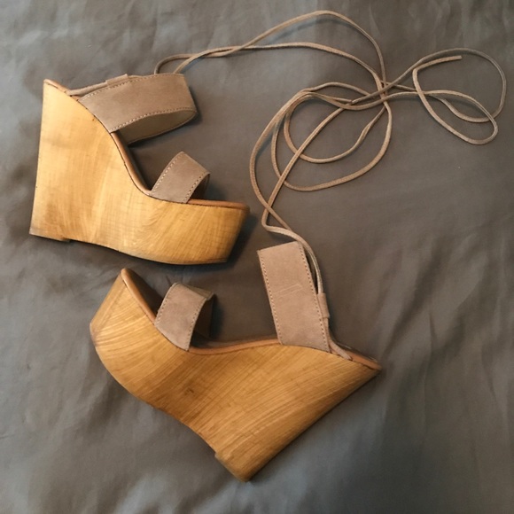 steve madden tan wedges