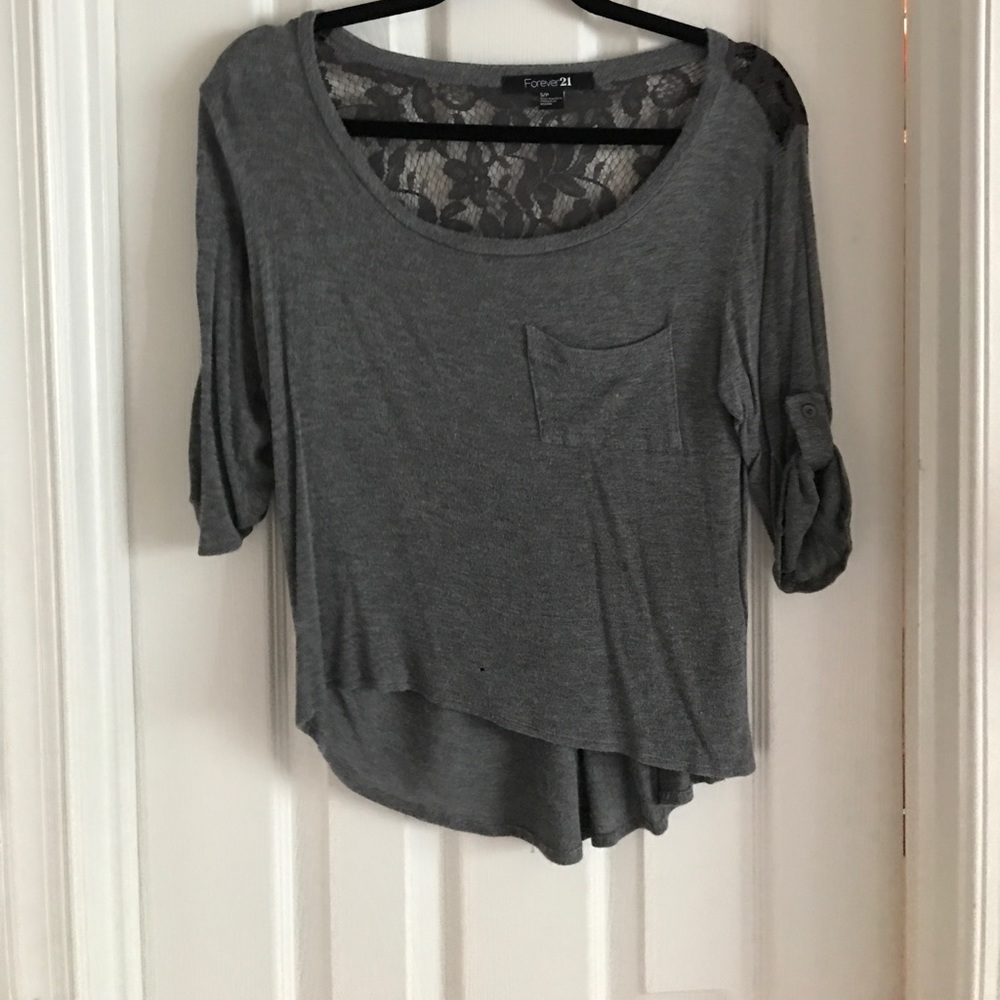 Grey lace 3/4 length shirt