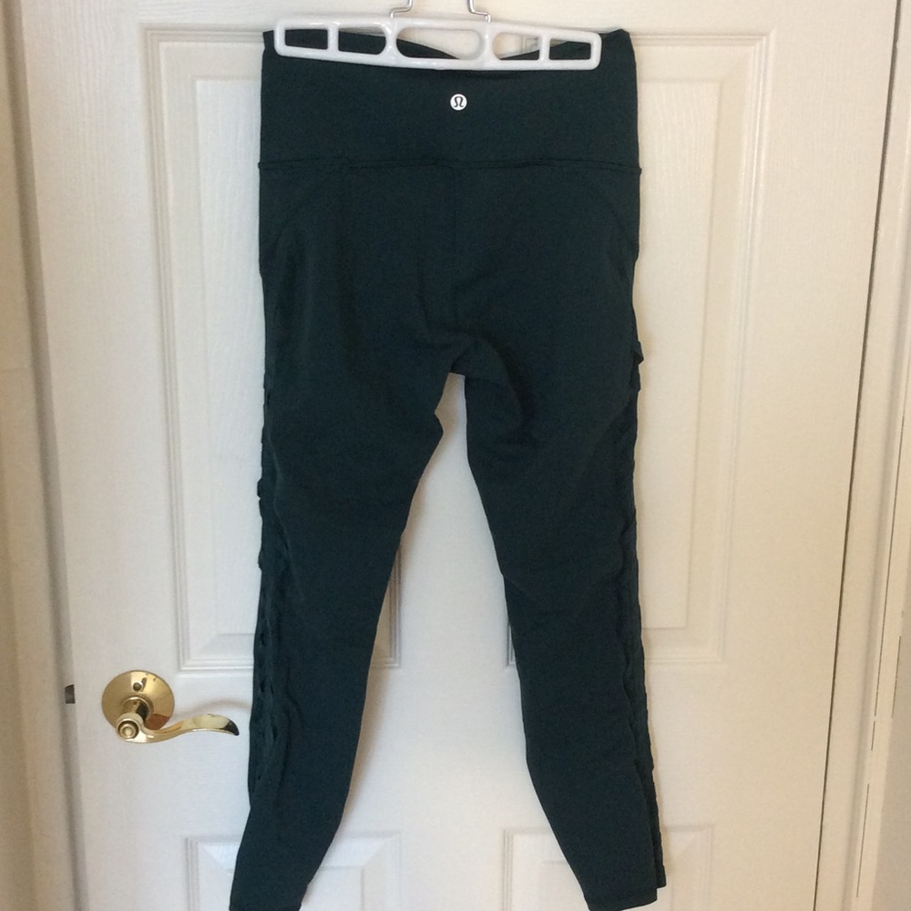 Lululemon Rhythm 7/8 Yoga Leggings