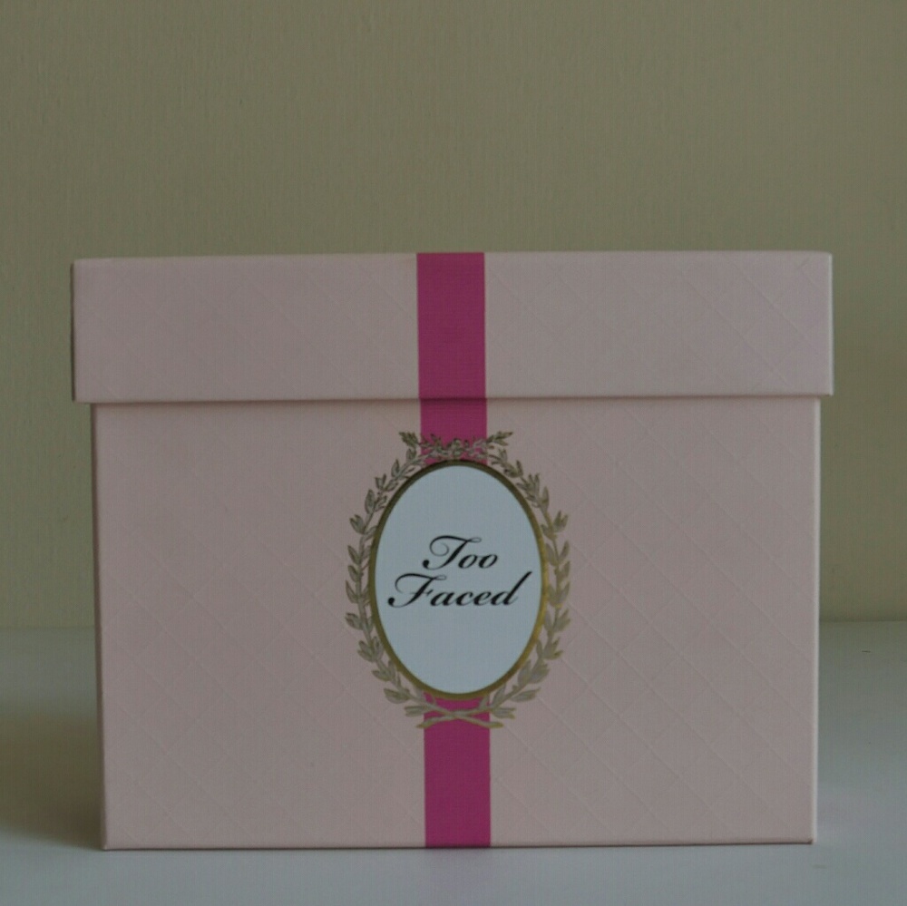 Too Faced Le Grand Palais Eye Shadow Palette Blush