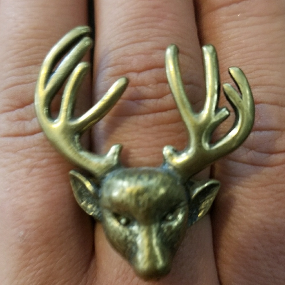 Deer ring