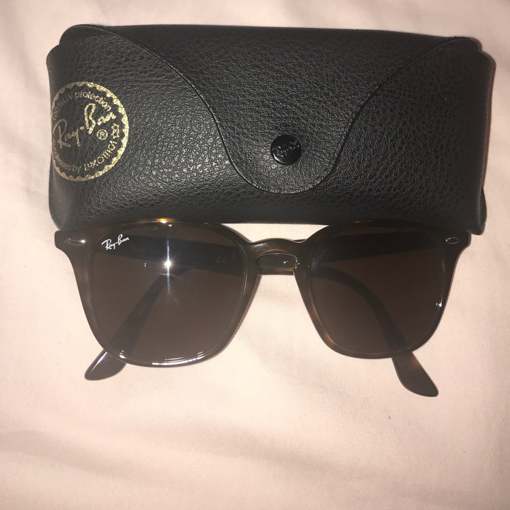 Ray-Ban Original Tortoise Square Frame