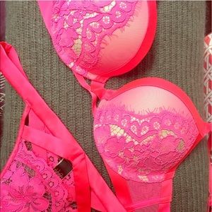 VS push-up bright pink lace+satin