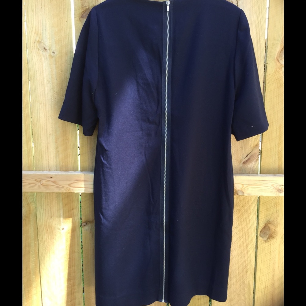 NWT - GAP short sleeve back zipper dress