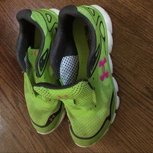 Under armor women's size 9 running shoe