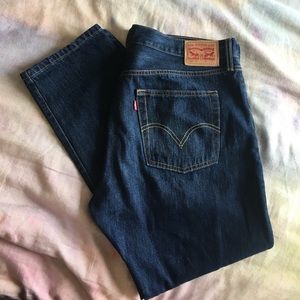 Levi 501s straight leg boyfriend jeans