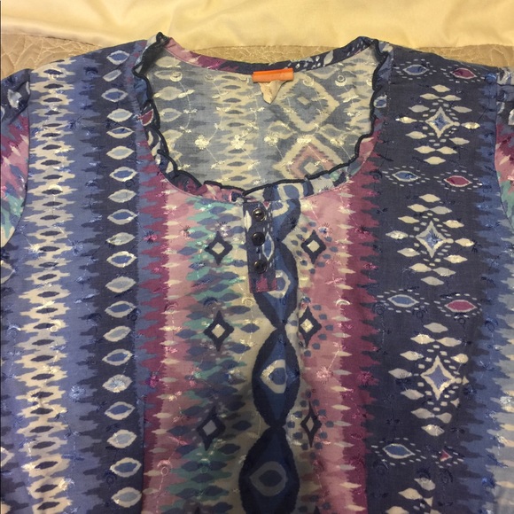 Small Scrub Top - Picture 3 of 3