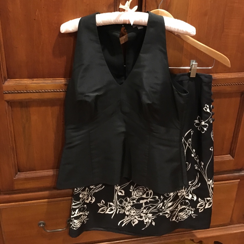 🎉🎉SALE🎉🎉Ann Taylor black silk sleeveless top