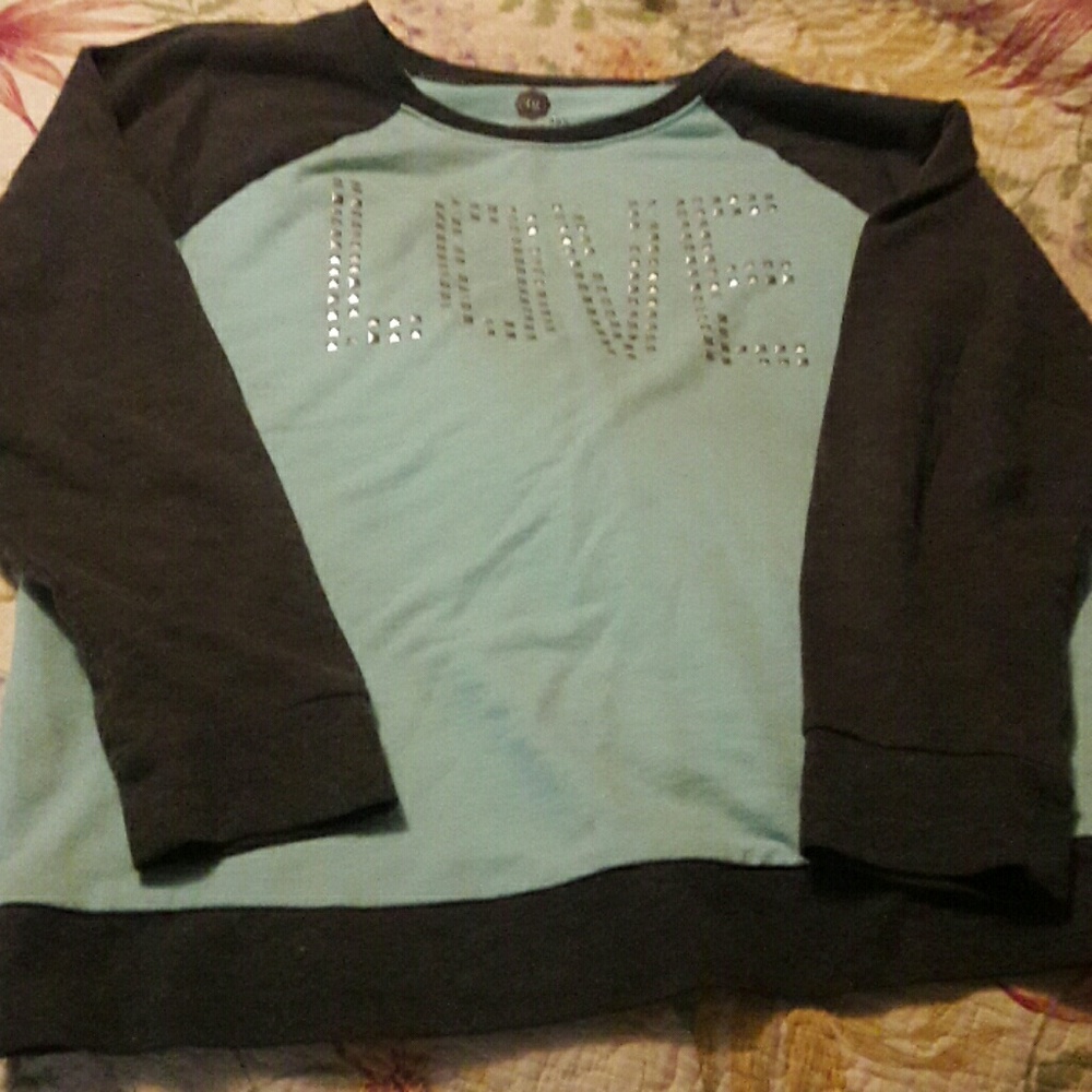 Love sweatshirt