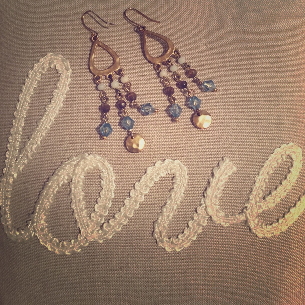 ✨ Chandelier Earrings - Boutique