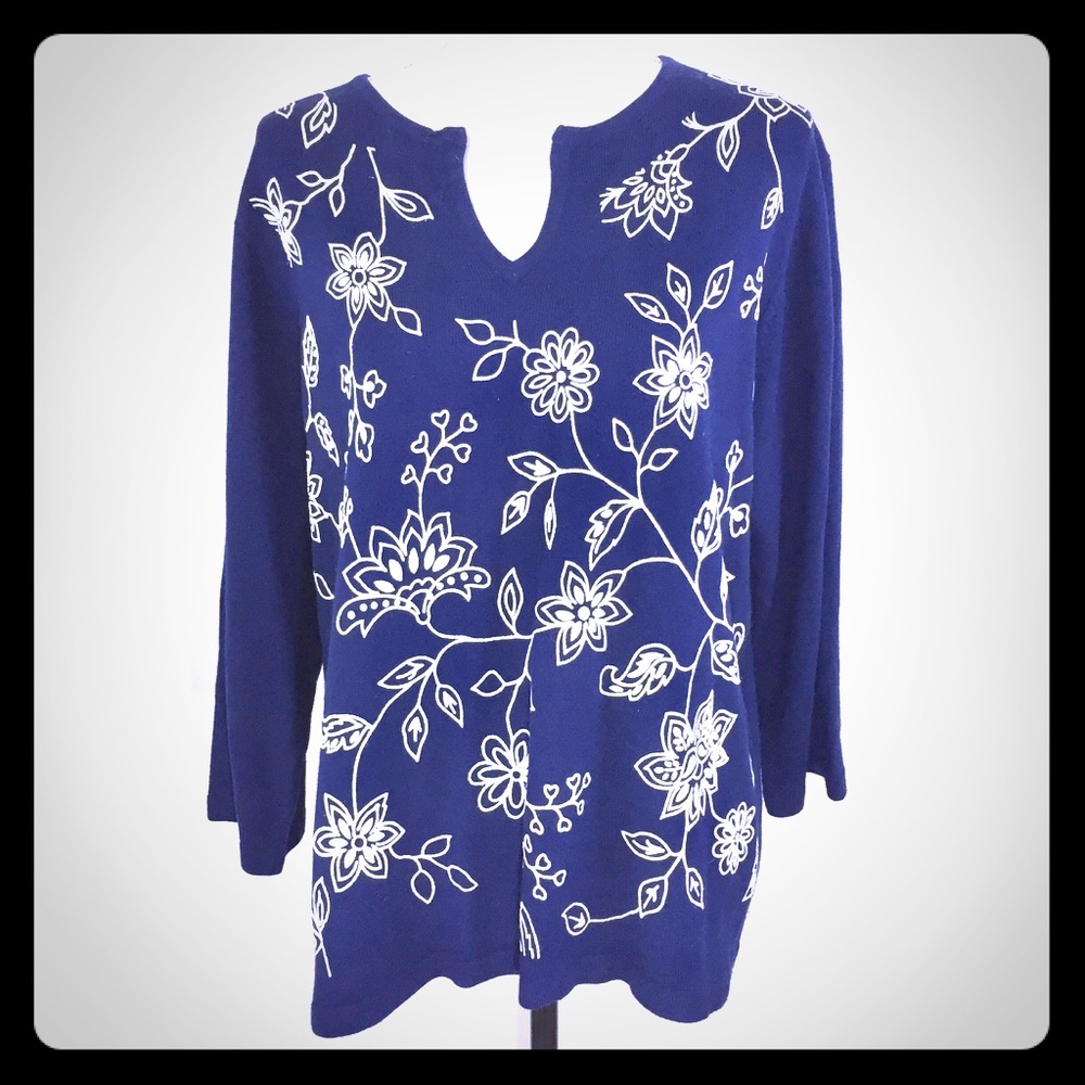 C.D. Daniels Floral Knit Sweater