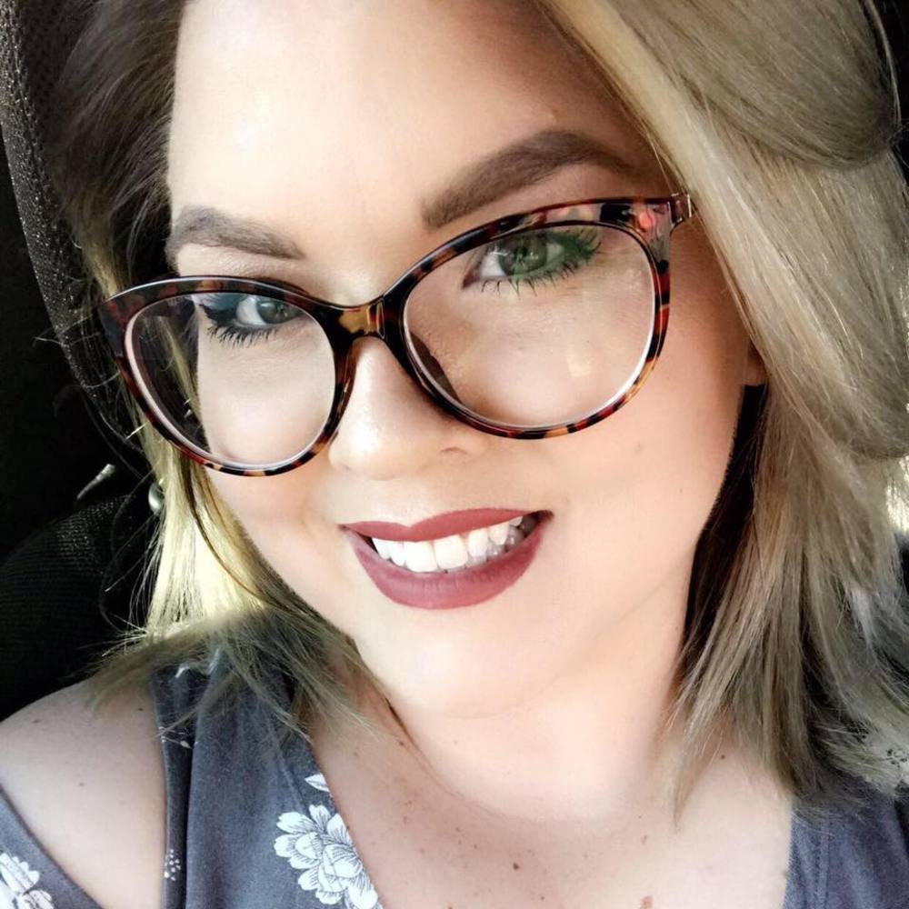 Meet your Posher, Cassie