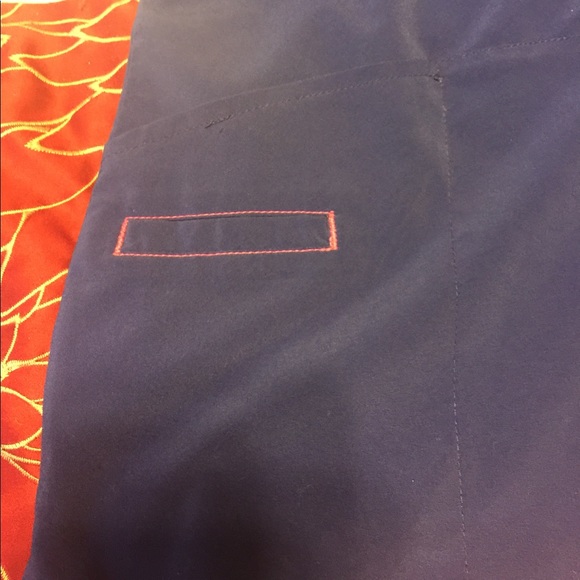 Small Scrub Top - Picture 4 of 4