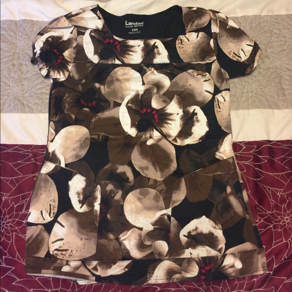 Small Scrub Top