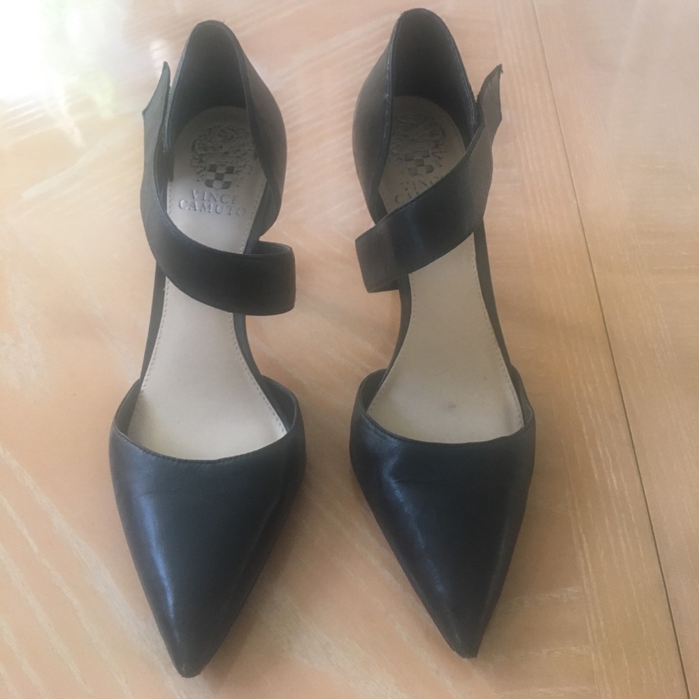 Vince Camuto Black pumps size 8
