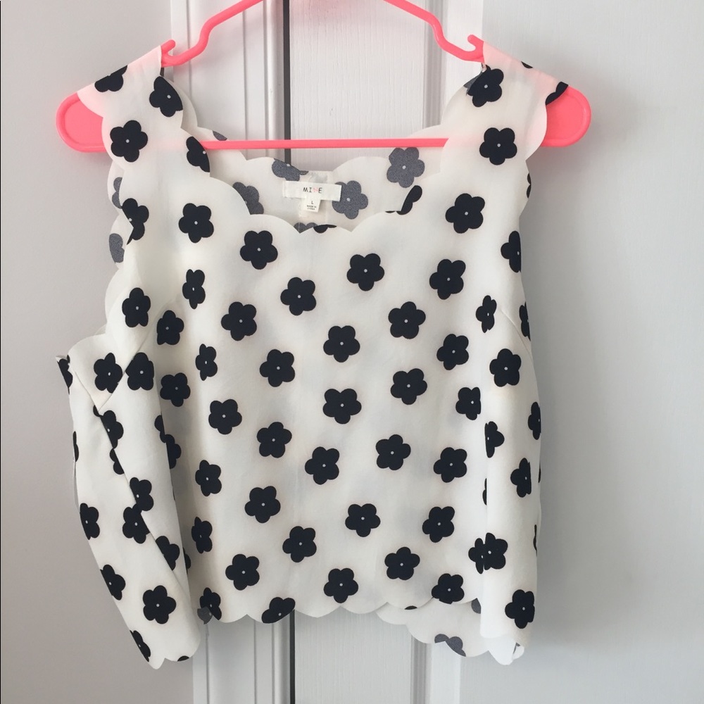 Black flower print crop top