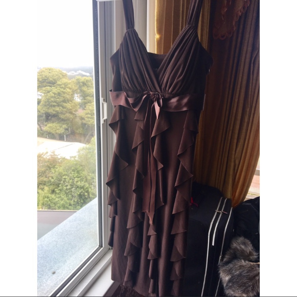 Brown cache dress