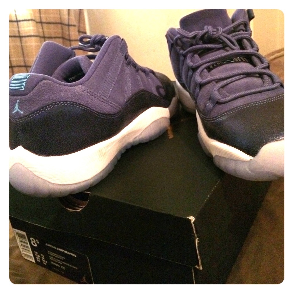 Jays 11s