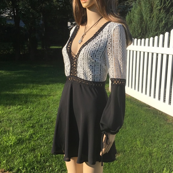 CROCHET & LACE DRESS 1 Left - Picture 3 of 8