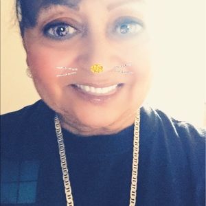 Meet your Posher, Nilda